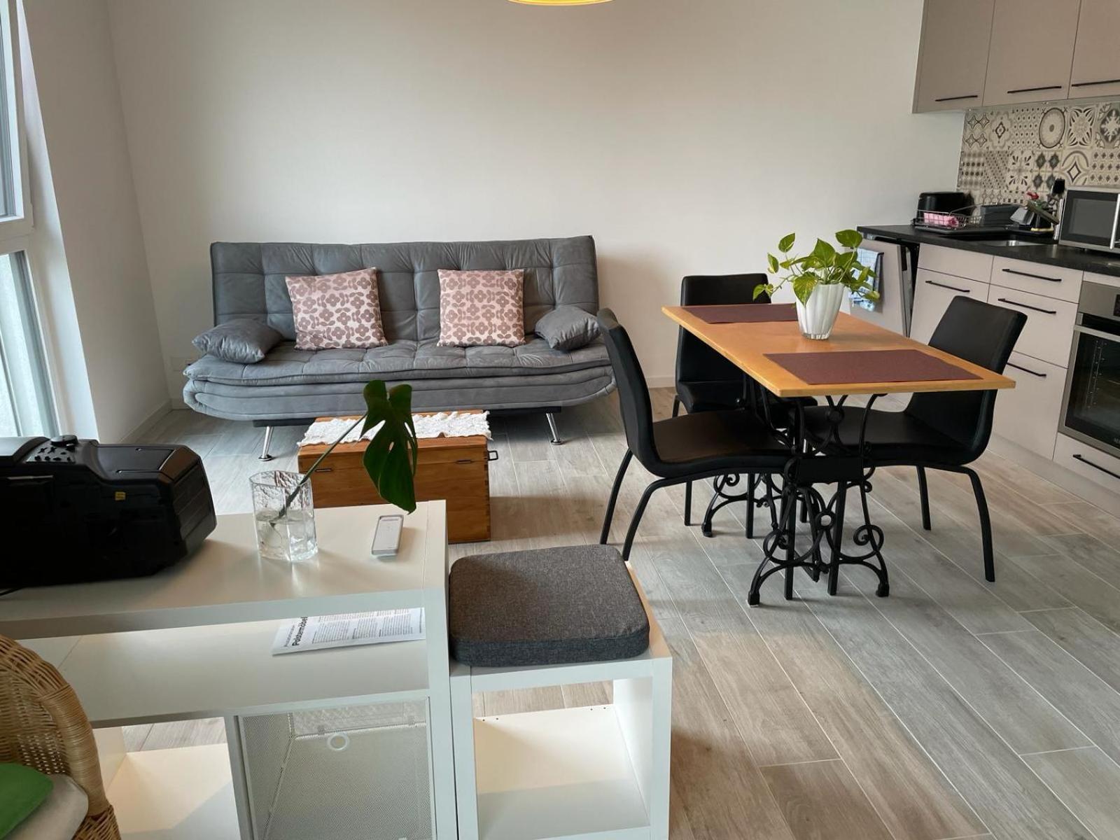 Studio Martigny Taou Luaran gambar